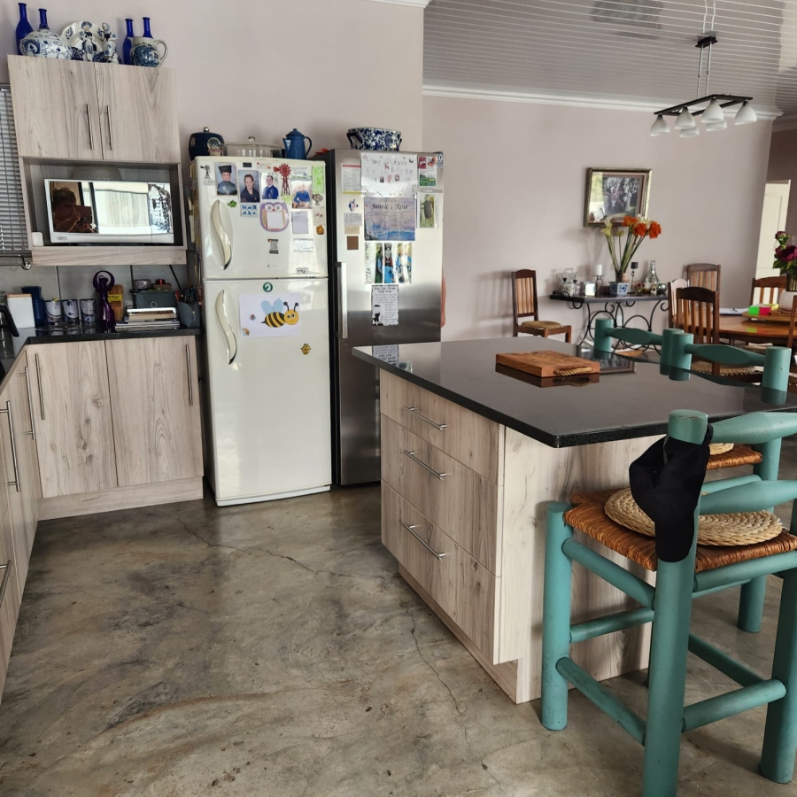 3 Bedroom Property for Sale in Stilbaai Wes Western Cape